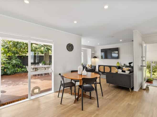 198 Captain Springs Road, Onehunga