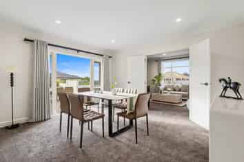31 Regis Lane, Flat Bush