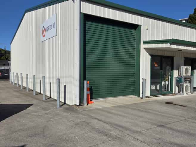 Commercial Unit for Lease in Westown