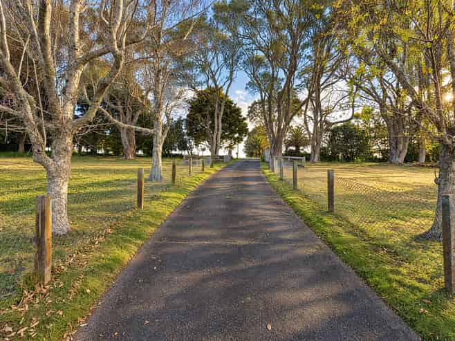 182 Redoubt Road, Manukau