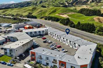 14/2 Northpoint Street, Plimmerton