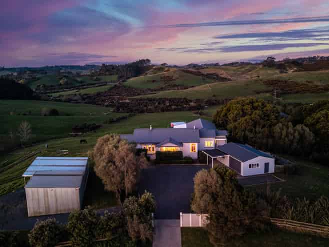 656 Horseshoe Bush Road, Waitoki