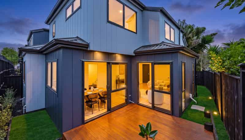 10B Sandgate Avenue, Botany Downs