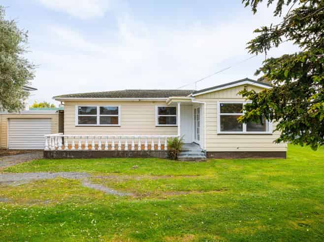 209 Clyde Street, Hamilton East