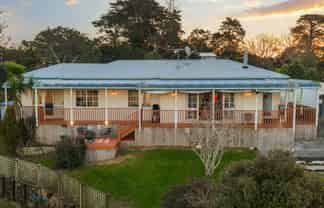 23 Waitakere Road, Waitakere