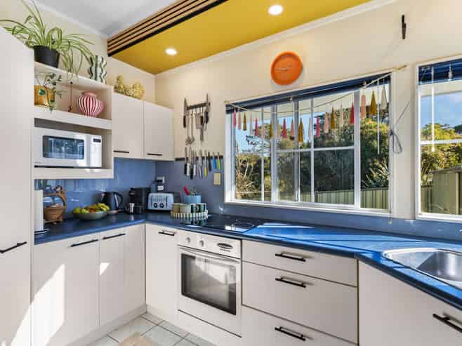 23 Waitakere Road, Waitakere