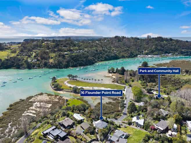 16 Flounder Point Road, Stillwater