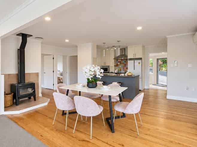 16 Flounder Point Road, Stillwater