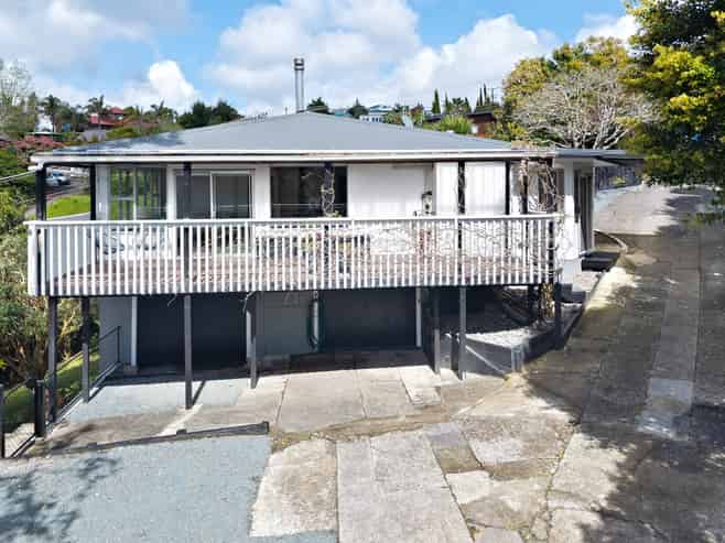 16 Flounder Point Road, Stillwater
