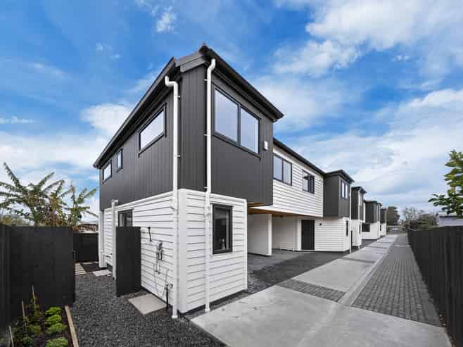15A Astley Ave, New Lynn