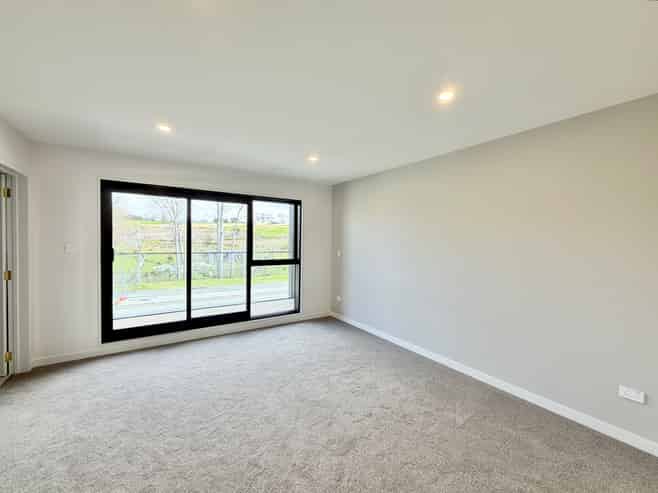 3 Rillside Crescent, Milldale