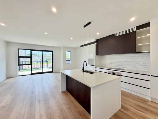 9 Rillside Crescent, Milldale