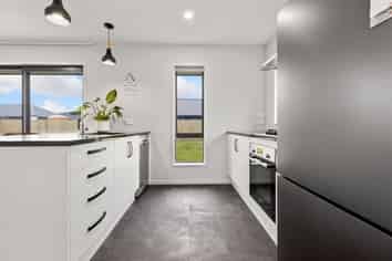 27 Lunn Cr, Leeston
