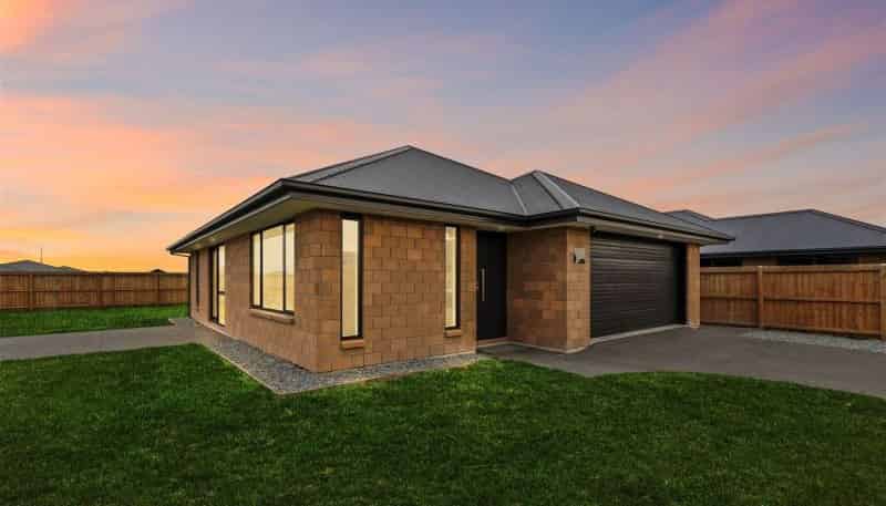 27 Lunn Cr, Leeston