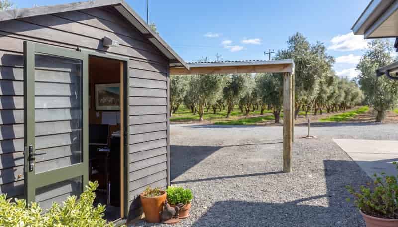 244 Dakins Road, East Taratahi