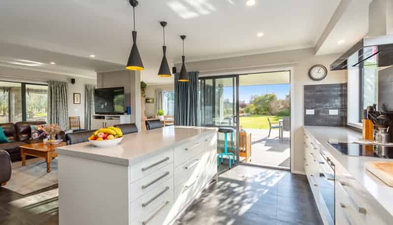 244 Dakins Road, East Taratahi