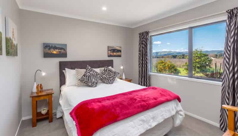 244 Dakins Road, East Taratahi