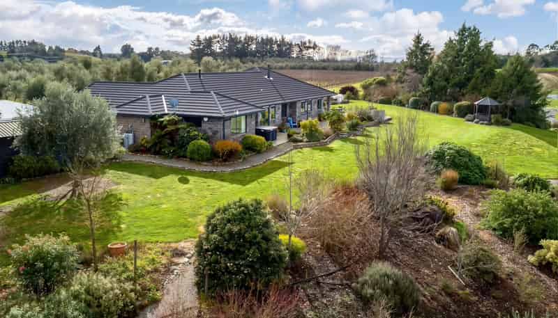 244 Dakins Road, East Taratahi