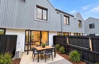 4/30 Frederick Street, Waltham