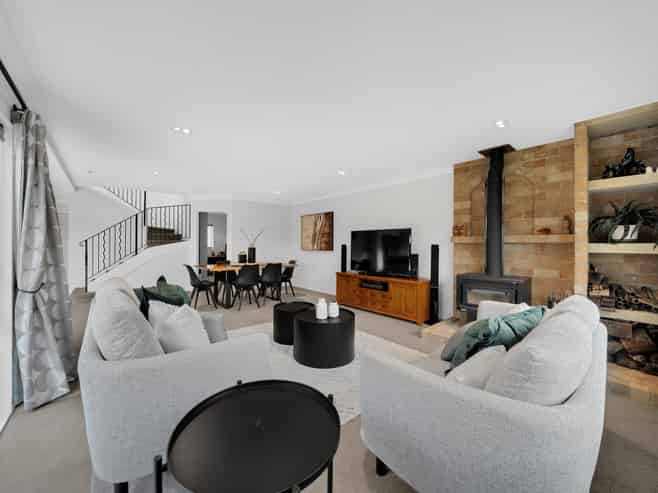 12 Lochend Place, Highland Park