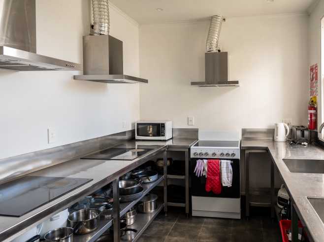 409 King Street South, Hastings