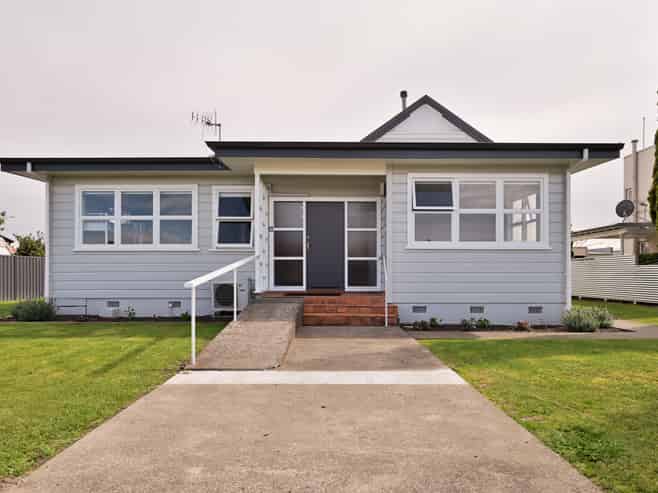 409 King Street South, Hastings