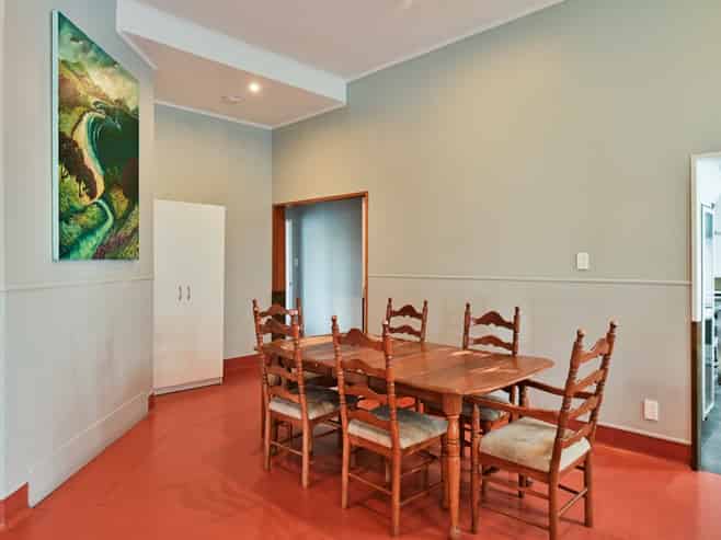 409 King Street South, Hastings
