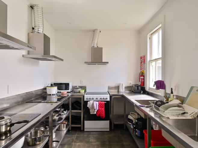 409 King Street South, Hastings