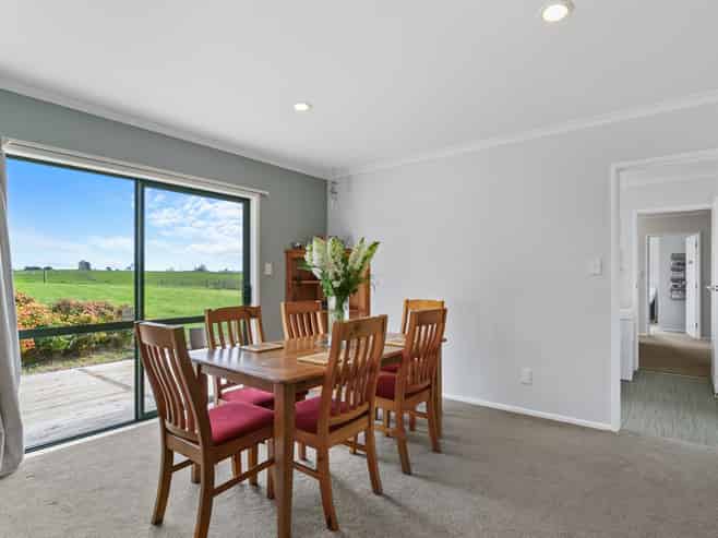 16 Twin Peaks Grove, Koputaroa