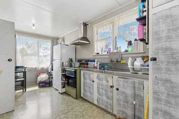 12 & 12a Jordan Road, Mangere