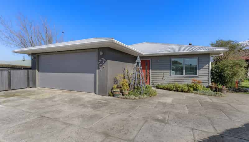 13 Tararua Crescent, Carterton