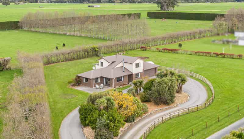 366 Tararua Road, Levin