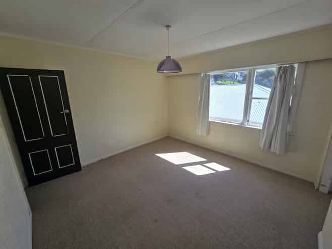 23 Freeling Street, Island Bay