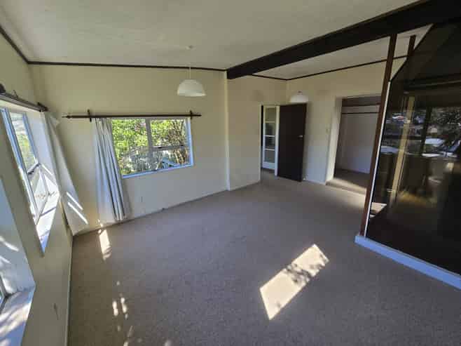 23 Freeling Street, Island Bay