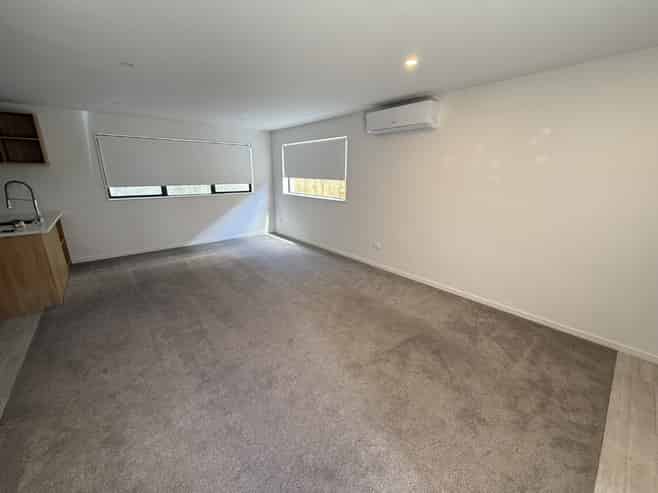 7/116 Colwill Road, Massey
