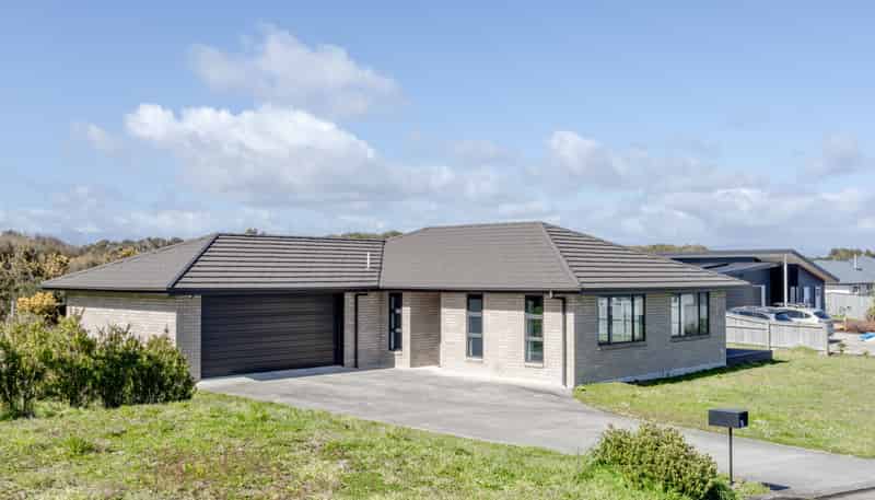 8 Holly Robinson Place, Hokitika