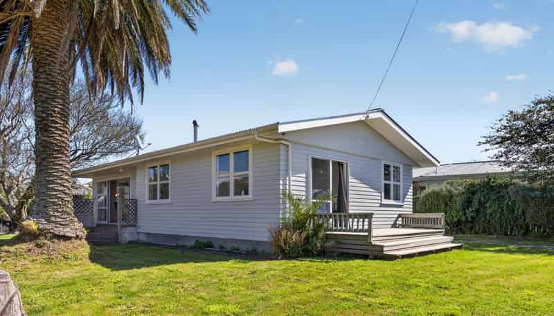 79 Woodward Street, Featherston