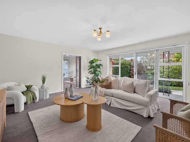 20 Delaware Crescent, Russley