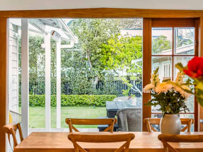 9 Ambury Avenue, Royal Oak