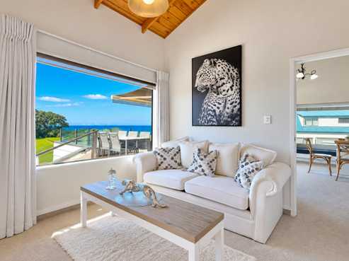 400 Onemana Drive, Onemana