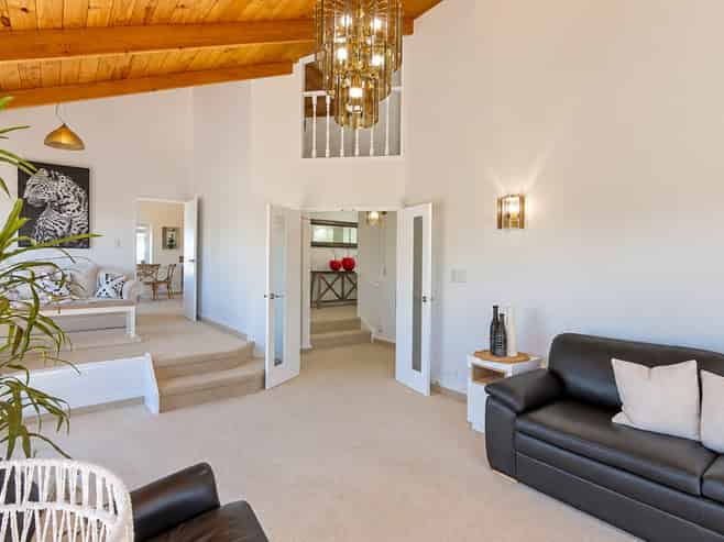400 Onemana Drive, Onemana