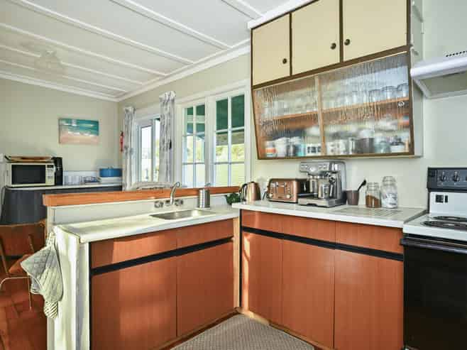 11 YMCA Road, Mahia
