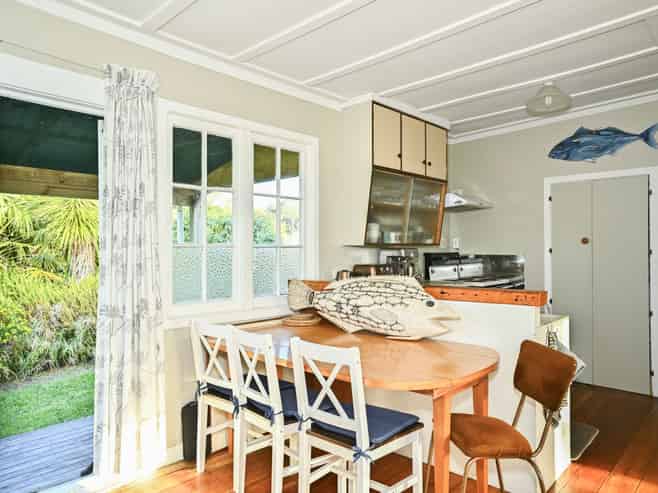 11 YMCA Road, Mahia