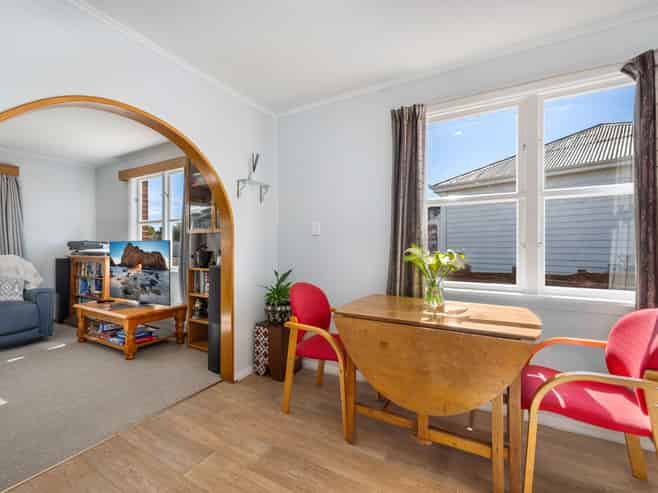 36 Ferry Road, Spring Creek