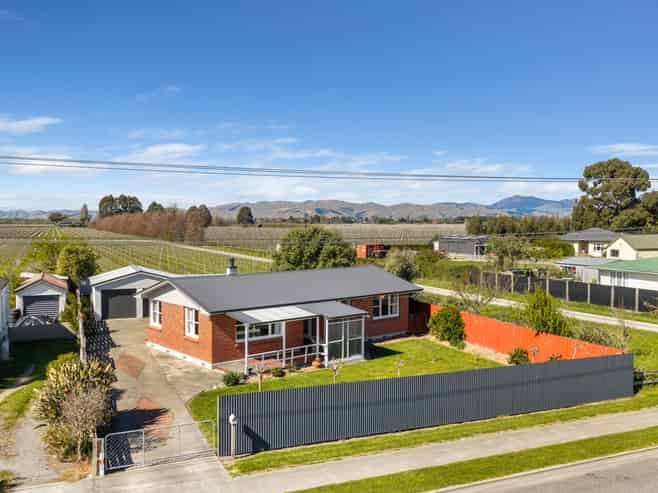 36 Ferry Road, Spring Creek