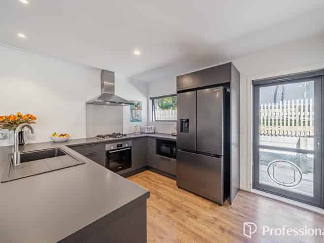 10 Aratika Grove, Stokes Valley