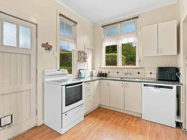 2 John Street, Abbotsford