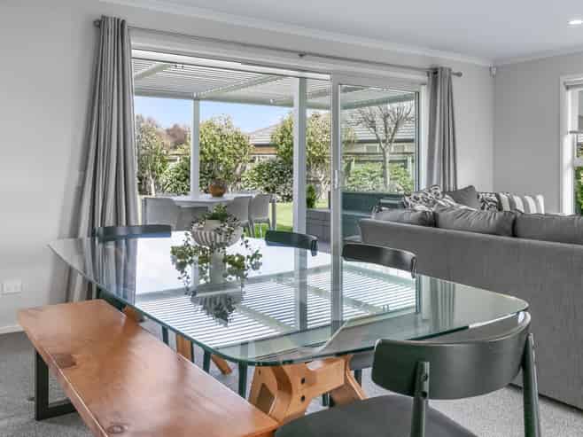 15 Gladys Place, Levin