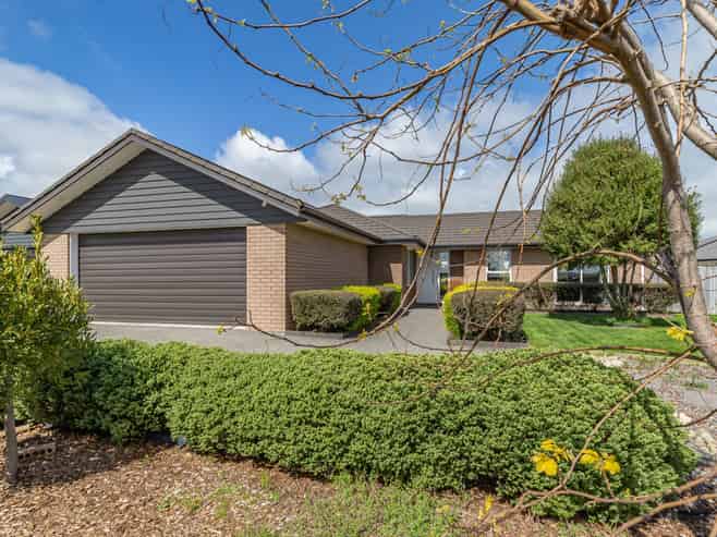 15 Gladys Place, Levin