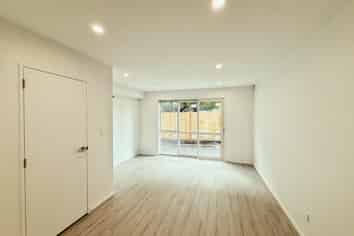 4/51  Anderson Avenue, Point England